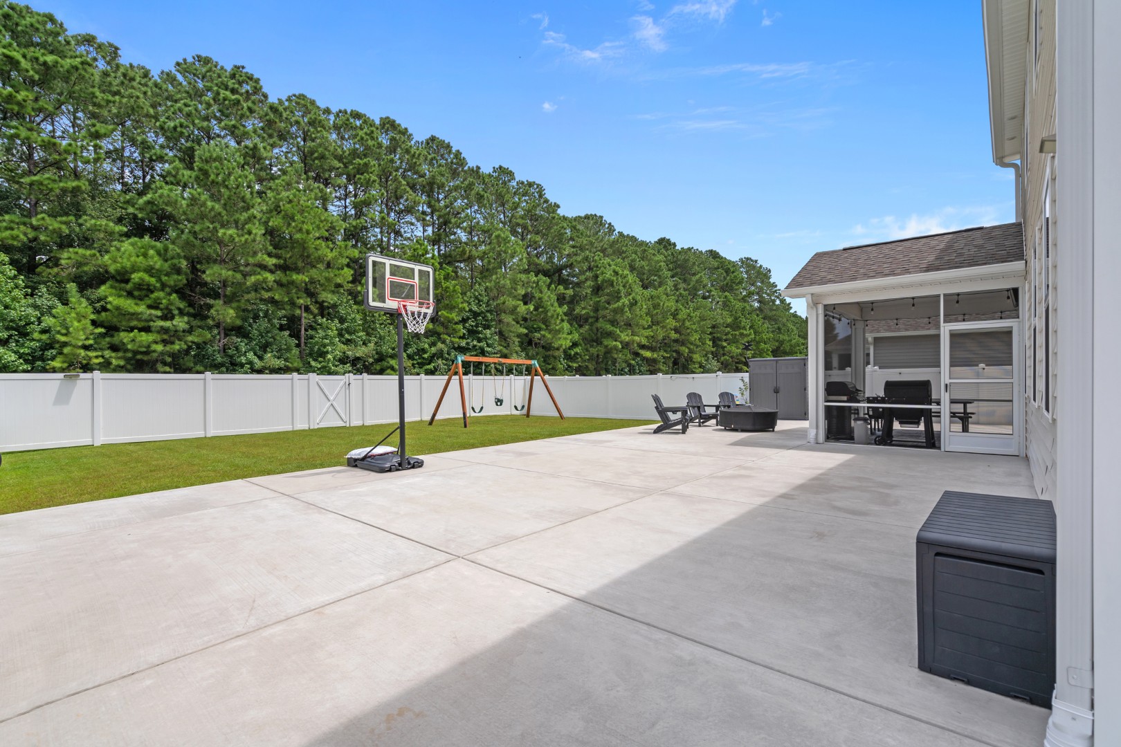 Myrtle Beach, South Carolina, 29588, United States, 4 Bedrooms Bedrooms, ,3 BathroomsBathrooms,Residential,For Sale,1982138