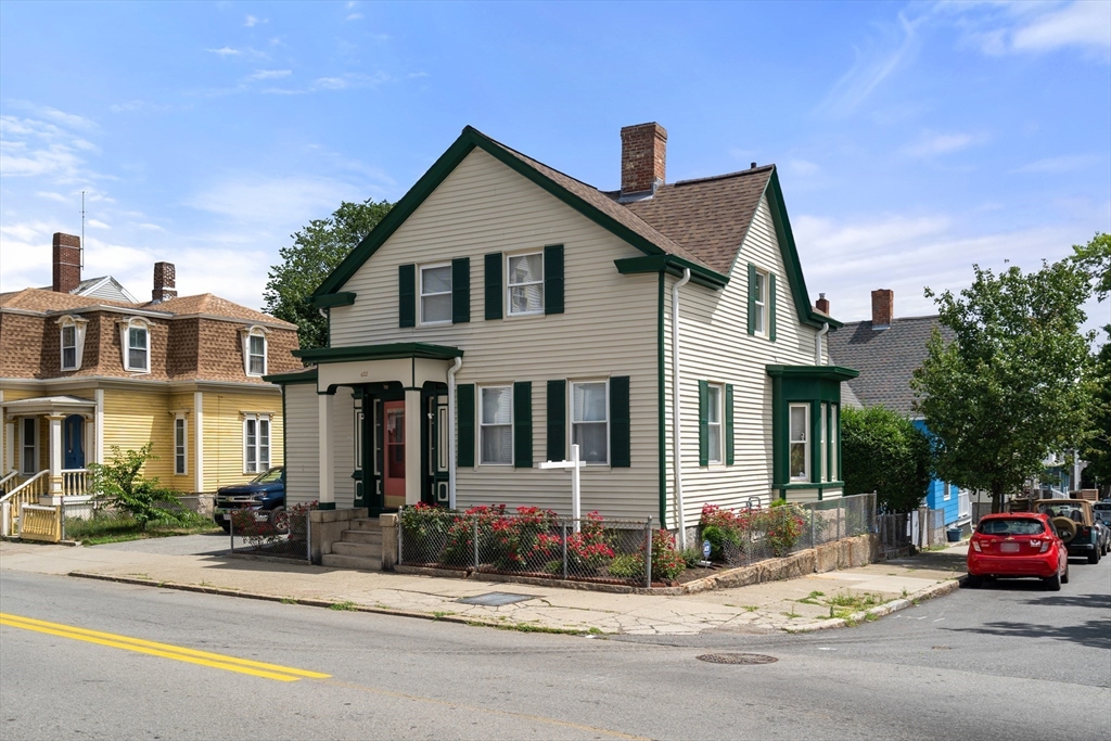 New Bedford, Massachusetts, 02740, United States, 4 Bedrooms Bedrooms, ,3 BathroomsBathrooms,Residential,For Sale,1897669