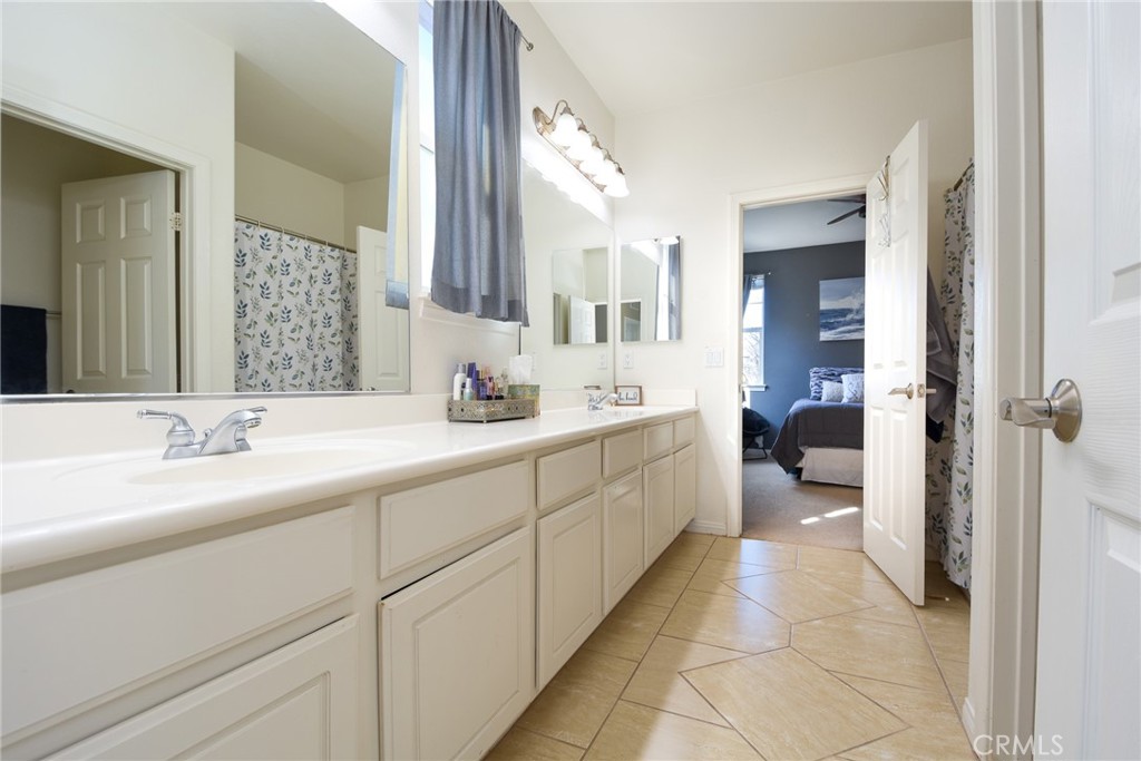 Winchester, California, 92596, United States, 4 Bedrooms Bedrooms, ,4 BathroomsBathrooms,Residential,For Sale,1977527