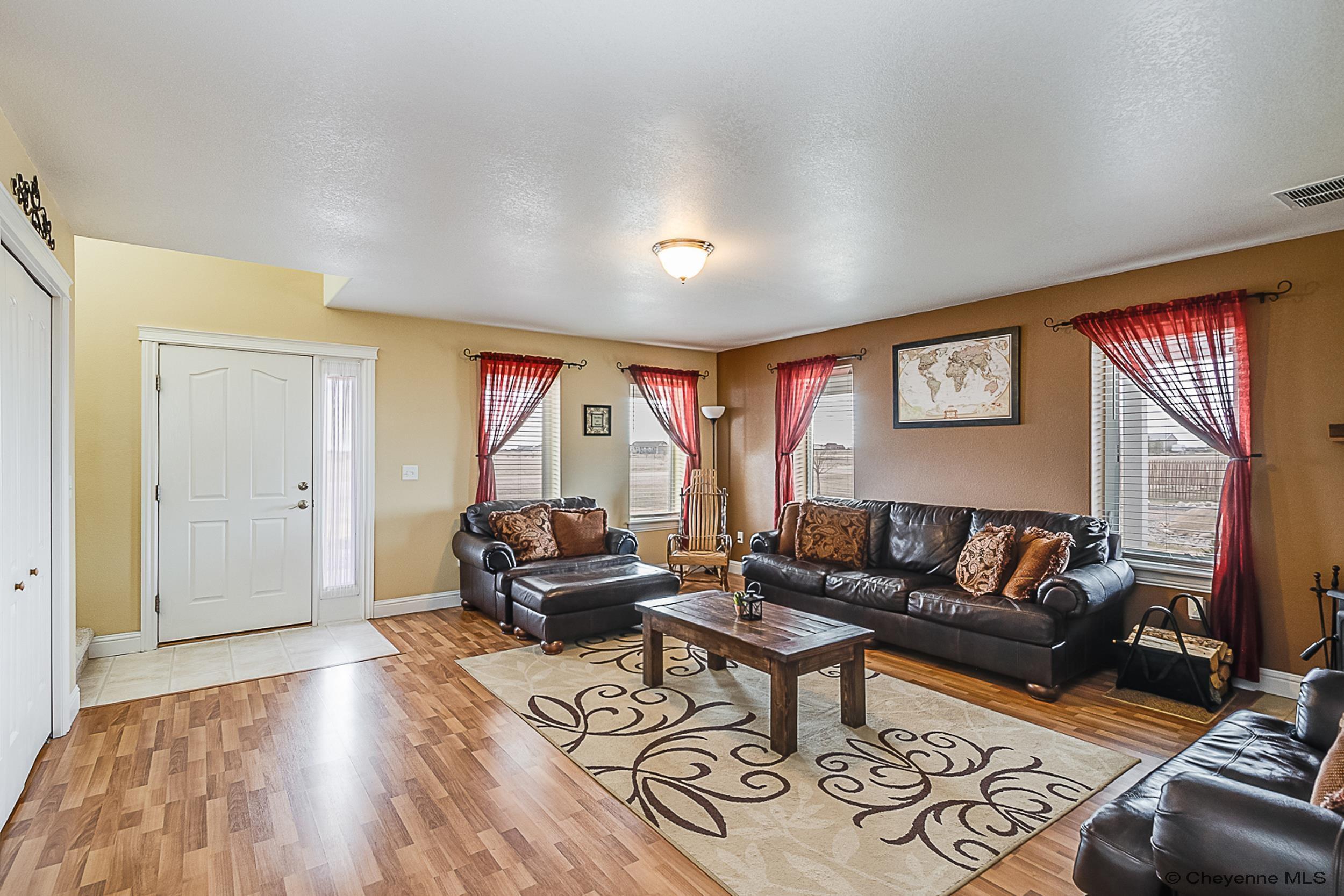 Cheyenne, Wyoming, 82009, United States, 5 Bedrooms Bedrooms, ,3 BathroomsBathrooms,Residential,For Sale,1890970