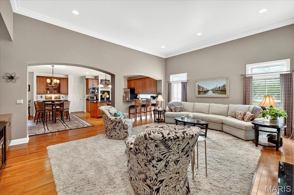 Ballwin, Missouri, 63011, United States, 2 Bedrooms Bedrooms, ,3 BathroomsBathrooms,Residential,For Sale,1947481