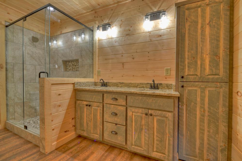 Mineral Bluff, Georgia, 30559, United States, 4 Bedrooms Bedrooms, ,4 BathroomsBathrooms,Residential,For Sale,1871299