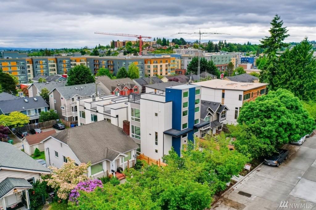 4520 41st Ave SW A, Seattle, Washington, 98116, United States, 2 Bedrooms Bedrooms, ,2 BathroomsBathrooms,Residential,For Sale,4520 41st Ave SW A,1610853