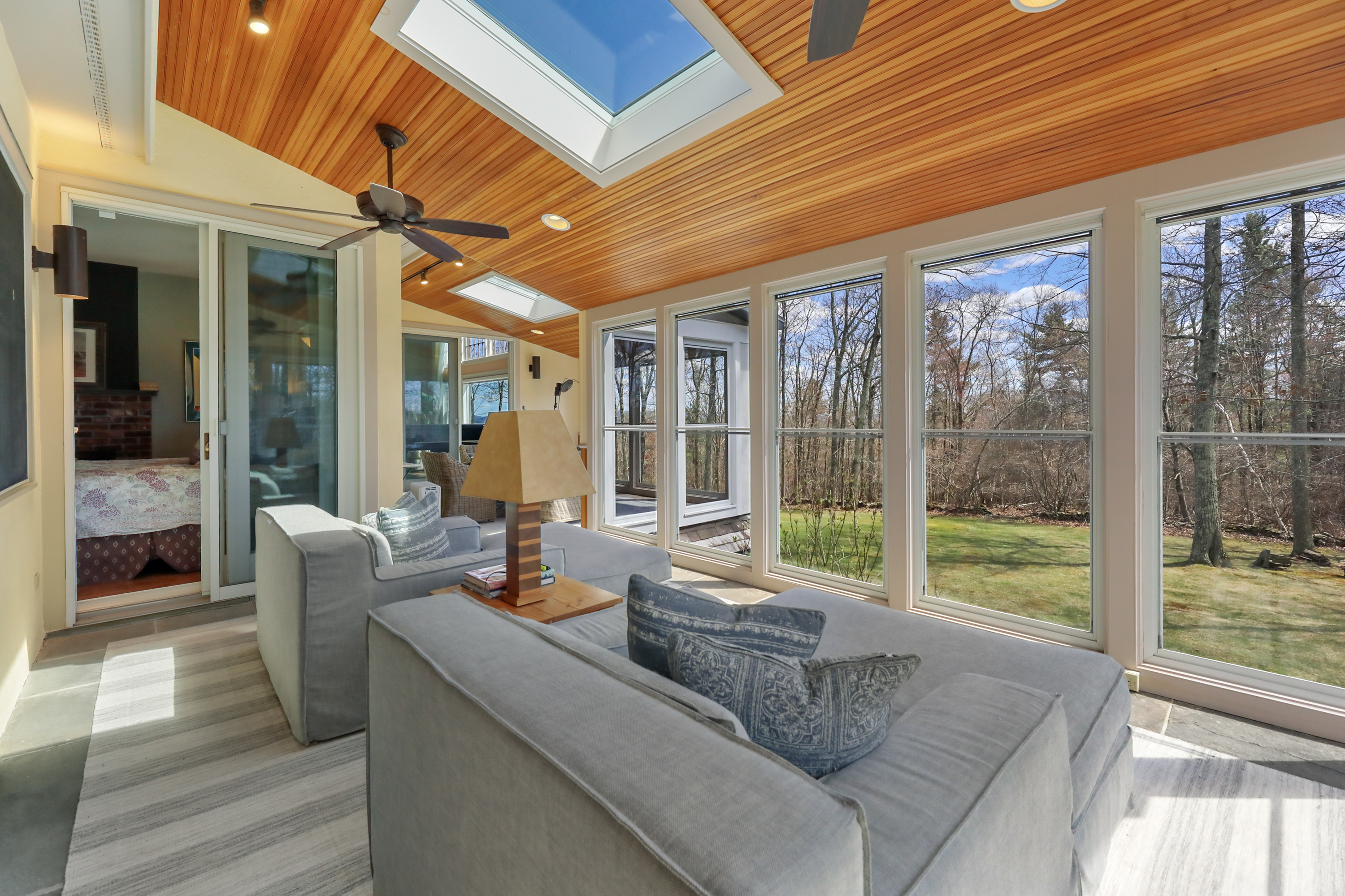  Exquisite Tudor Estate Set on 18+ Breathtaking Acres with Stunning Panoramic Vie - 物件實景