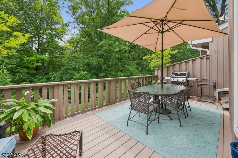 Bernards Twp., New Jersey, 07920, United States, 3 Bedrooms Bedrooms, ,4 BathroomsBathrooms,Residential,For Sale,1875142