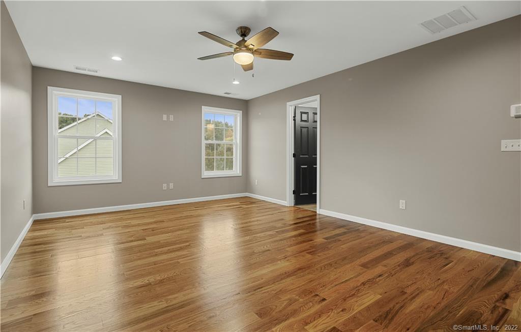 Bristol, Connecticut, 06010, United States, 3 Bedrooms Bedrooms, ,3 BathroomsBathrooms,Residential,For Sale,1920103