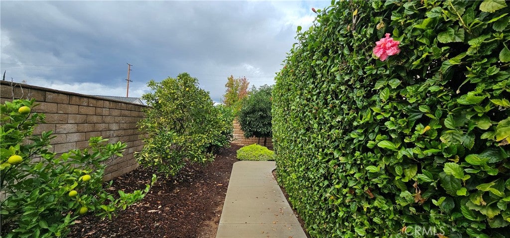 Redlands, California, 92373, United States, 4 Bedrooms Bedrooms, ,2 BathroomsBathrooms,Residential,For Sale,1994267