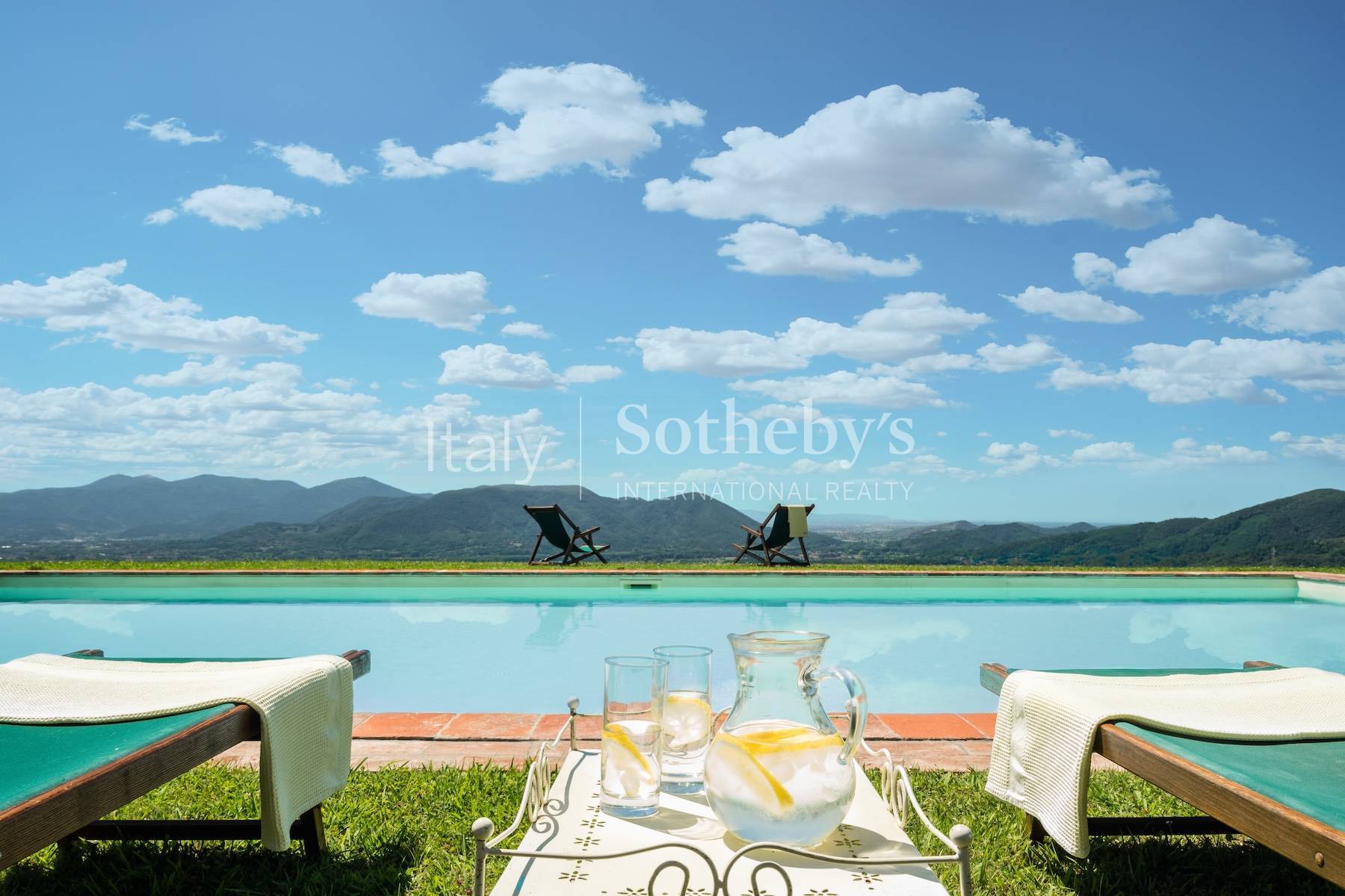  Historic stone country house with unique panorama and vineyards - 物件實景