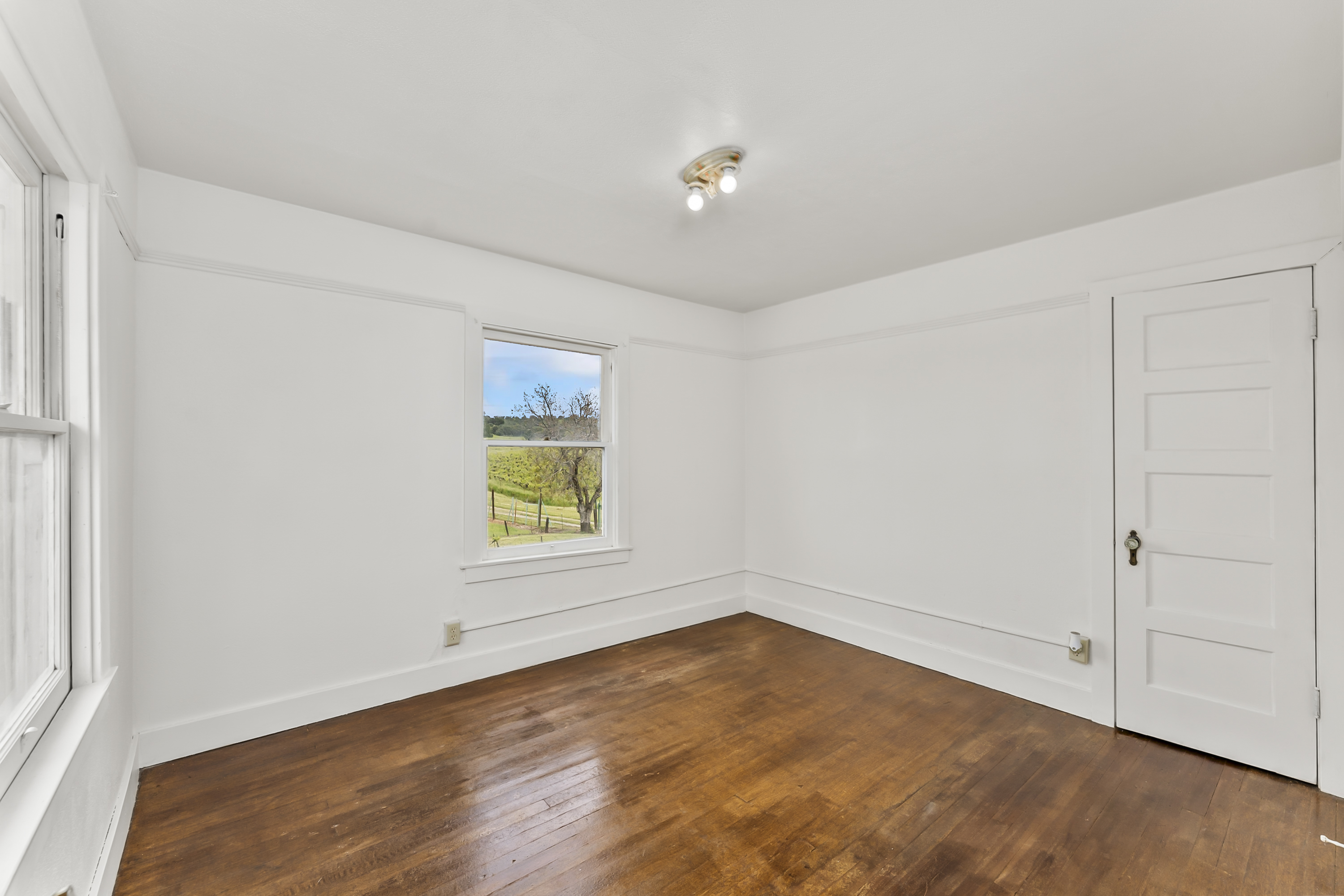  107 Acres - Seasonal Creek - Legacy - 物件實景