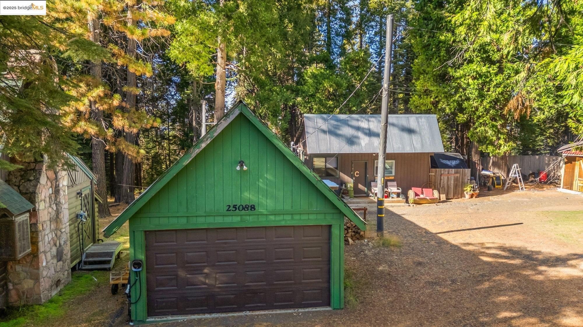 Mi Wuk Village, California, 95346, United States, 5 Bedrooms Bedrooms, ,3 BathroomsBathrooms,Residential,For Sale,1991083