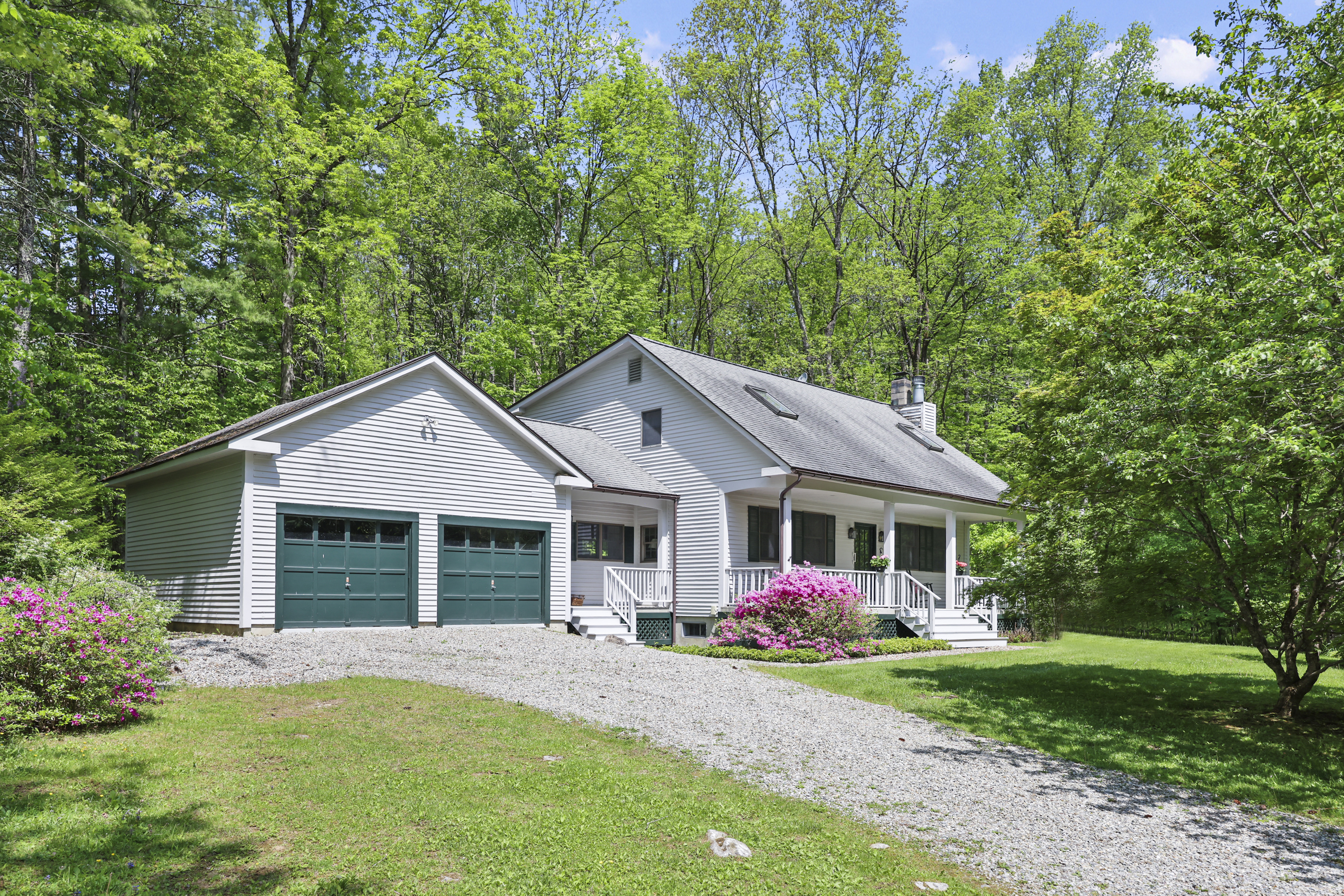  MODERN COMFORT MEETS TIMELESS NEW ENGLAND FARMHOUSE CHARM - 物件實景