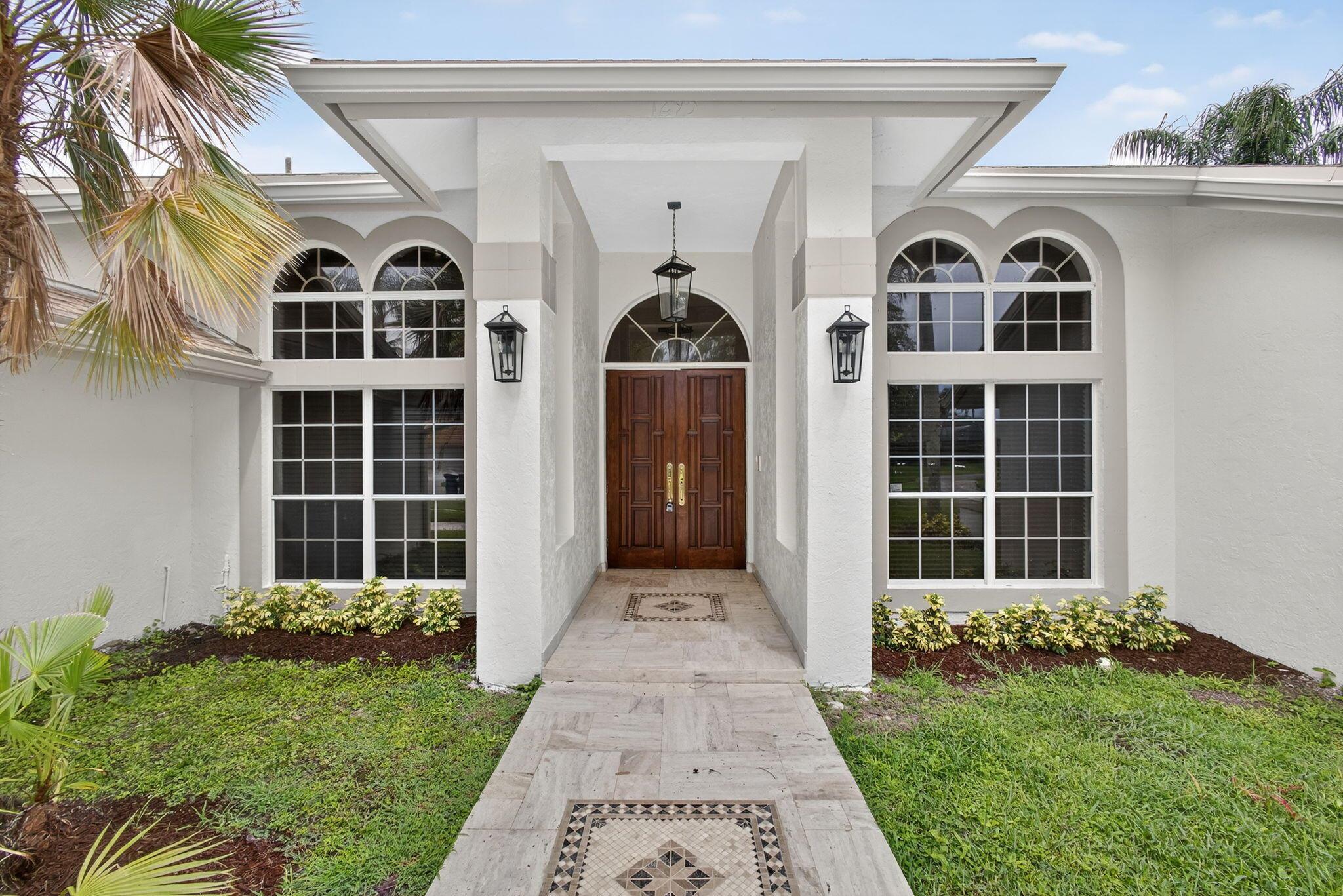 Wellington, Florida, 33414, United States, 5 Bedrooms Bedrooms, ,4 BathroomsBathrooms,Residential,For Sale,1978857