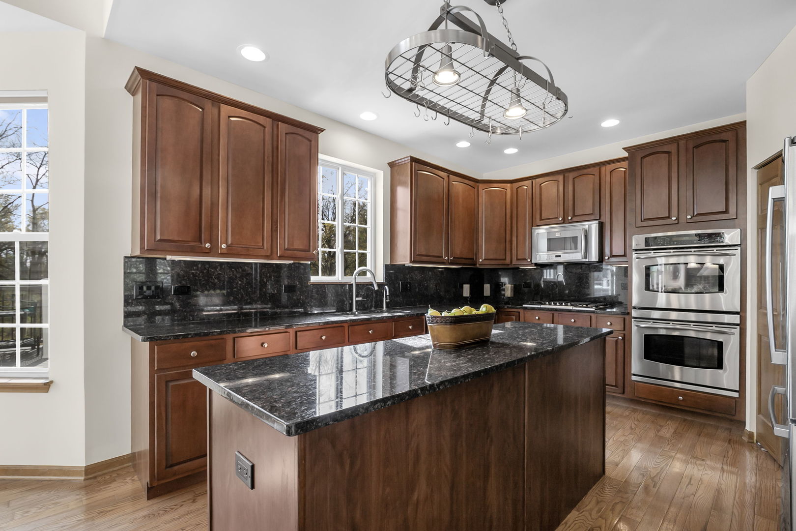 Antioch, Illinois, 60002, United States, 4 Bedrooms Bedrooms, ,4 BathroomsBathrooms,Residential,For Sale,1988029