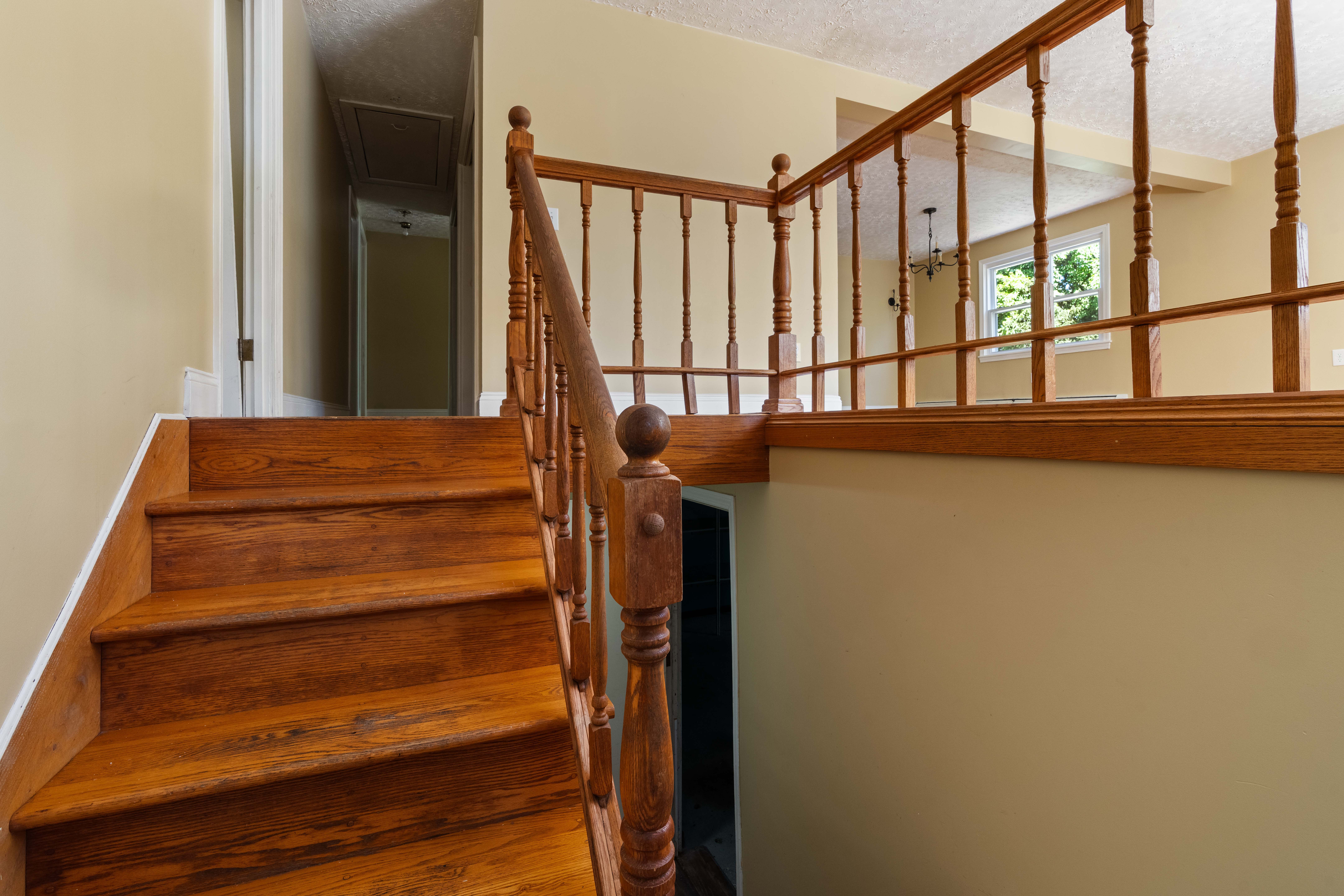 Portsmouth, Rhode Island, 02871, United States, 4 Bedrooms Bedrooms, ,3 BathroomsBathrooms,Residential,For Sale,1973967