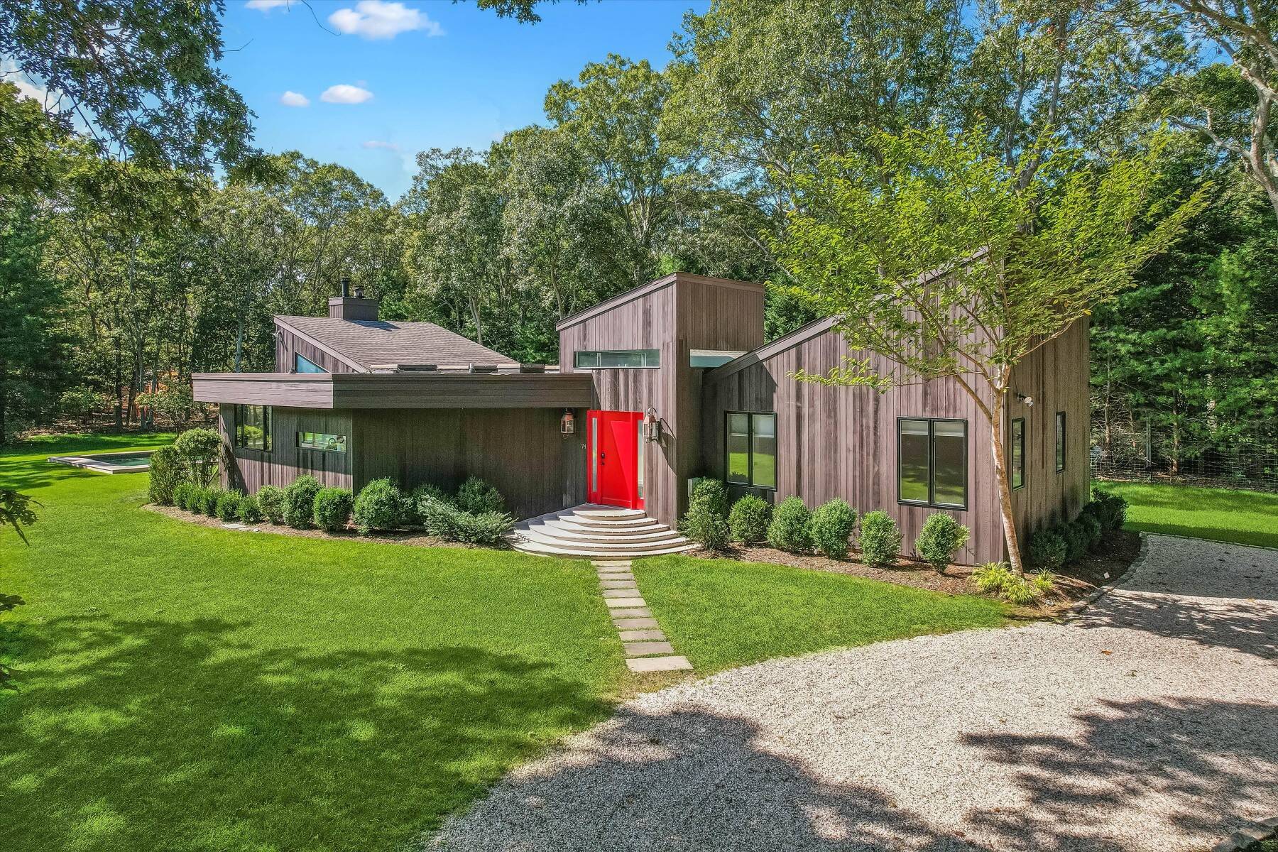 California Vibe in The Springs, Ready to Go 