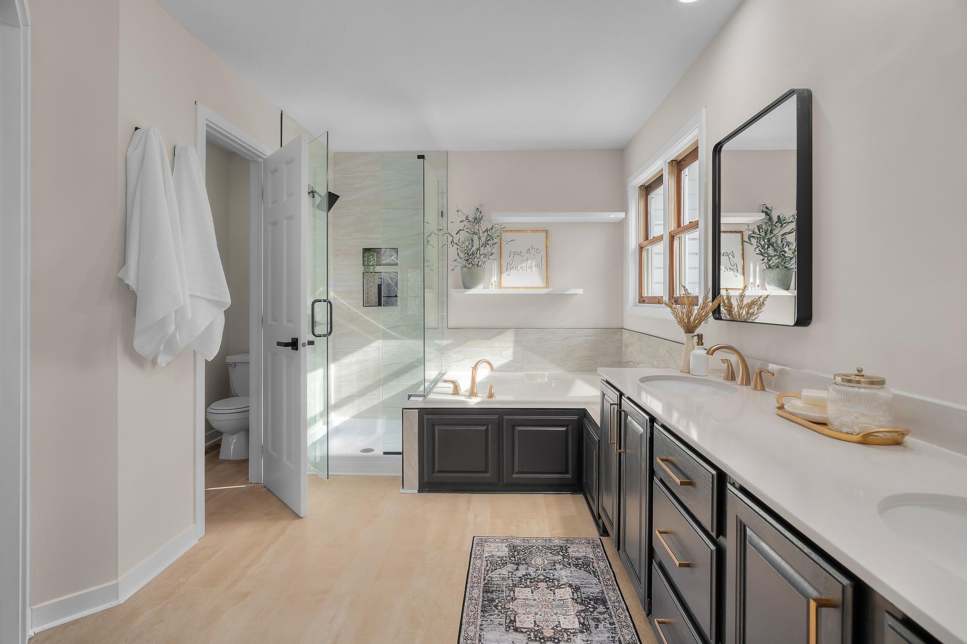 Eden Prairie, Minnesota, 55347, United States, 4 Bedrooms Bedrooms, ,4 BathroomsBathrooms,Residential,For Sale,1993292