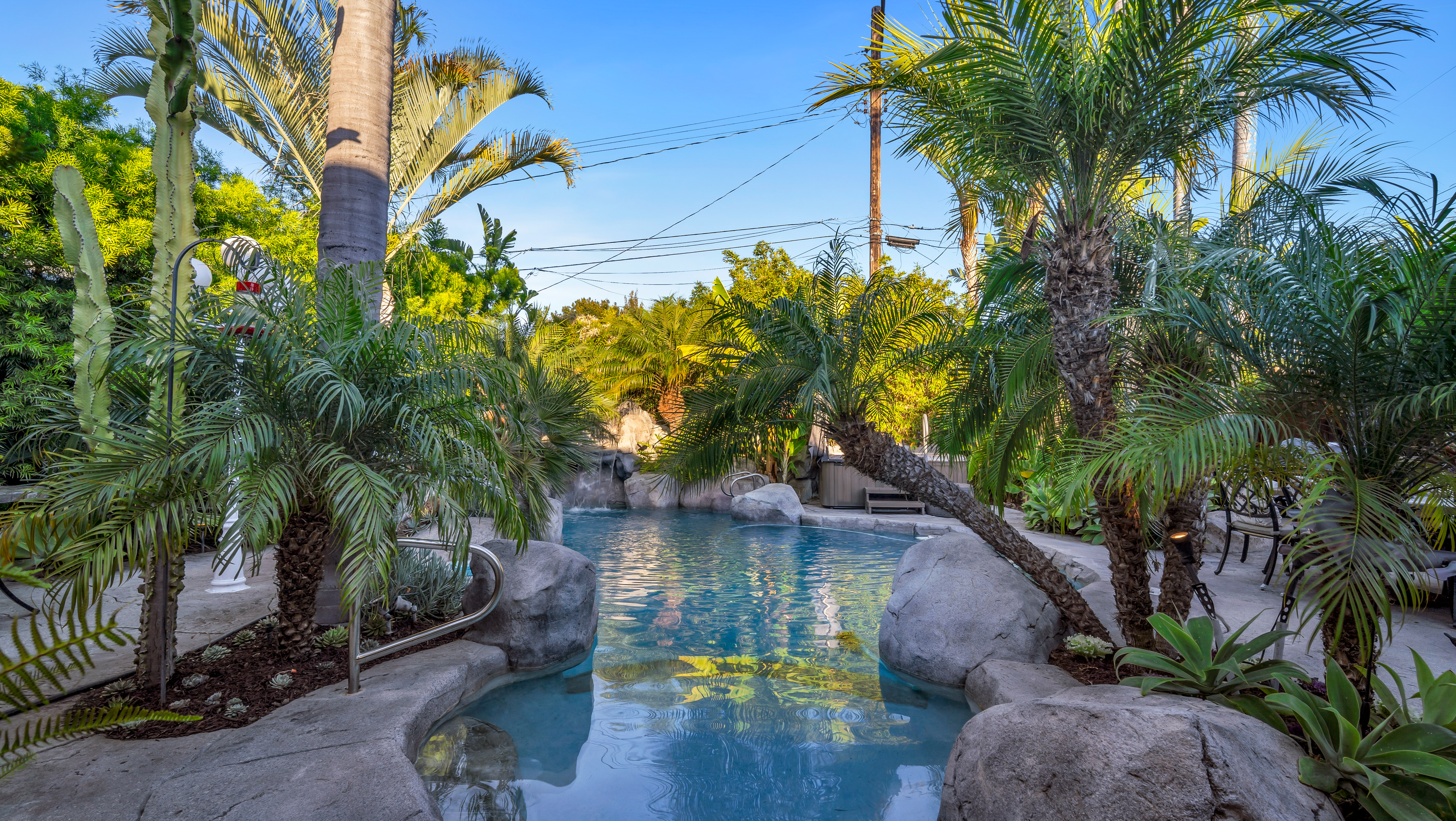 2129 North Pine Street, Orange, CA 92865 - 物件實景