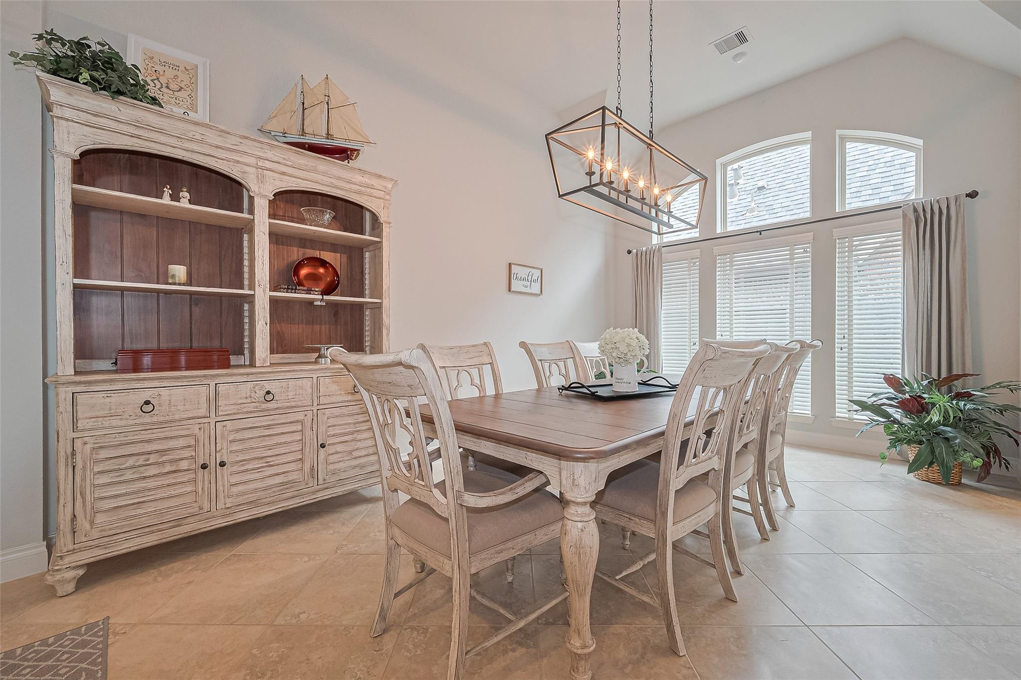 Katy, Texas, 77493, United States, 4 Bedrooms Bedrooms, ,4 BathroomsBathrooms,Residential,For Sale,1982754