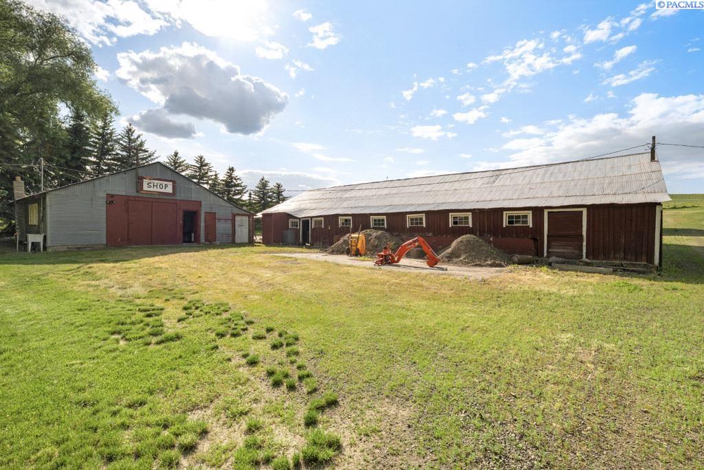 Tekoa, Washington, 99033, United States, 4 Bedrooms Bedrooms, ,2 BathroomsBathrooms,Residential,For Sale,1847399