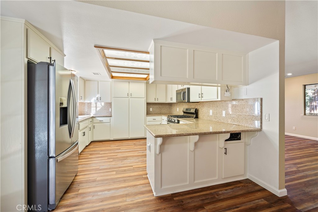 Paso Robles, California, 93446, United States, 5 Bedrooms Bedrooms, ,2 BathroomsBathrooms,Residential,For Sale,2010714