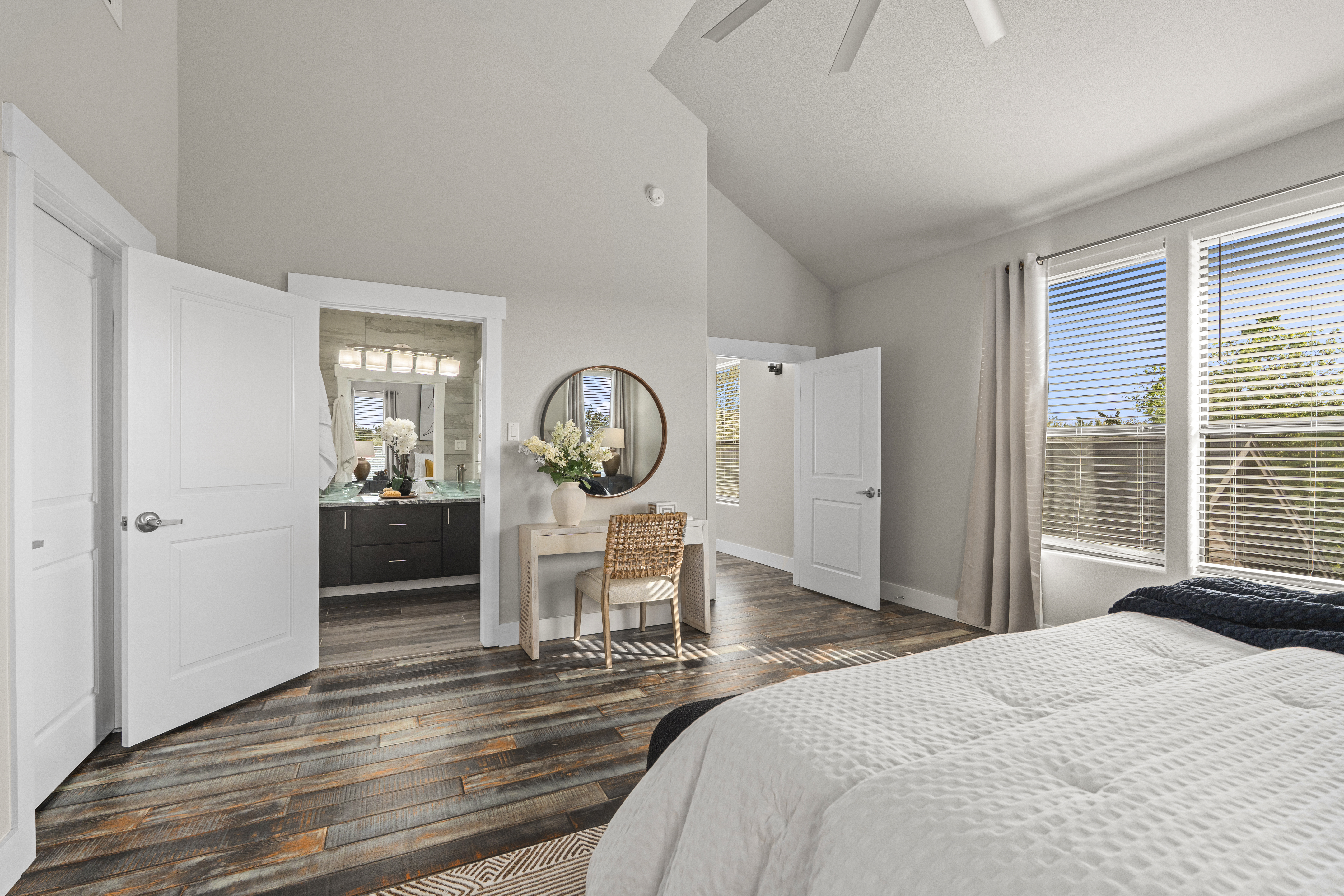  Spring Branch Luxury on 2.3 Acres - 物件實景