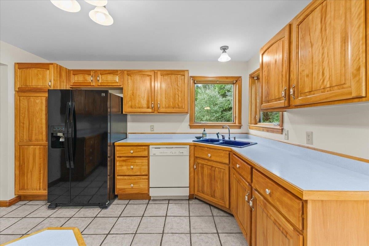 Belvidere, Vermont, 05442, United States, 3 Bedrooms Bedrooms, ,2 BathroomsBathrooms,Residential,For Sale,1883322