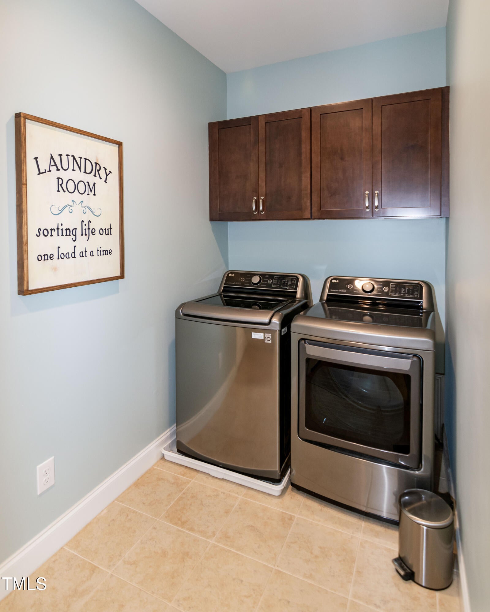 Raleigh, North Carolina, 27606, United States, 4 Bedrooms Bedrooms, ,4 BathroomsBathrooms,Residential,For Sale,1794802