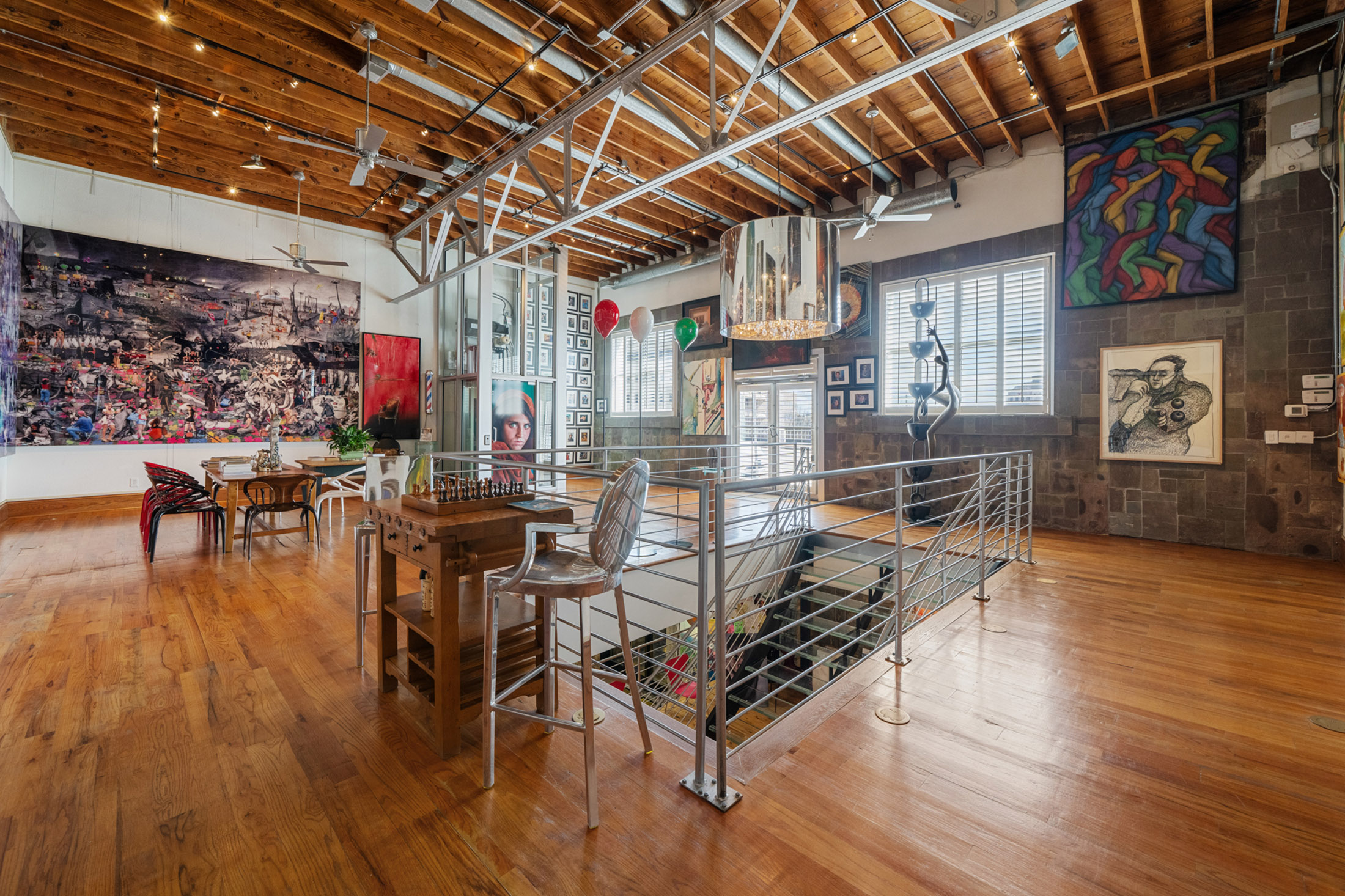  Extraordinary 1925 Landmark Live-Work Building in the Heart of Castleberry Hill - 物件實景