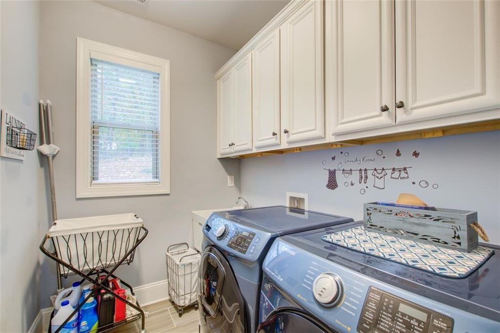 Canton, Georgia, 30114, United States, 4 Bedrooms Bedrooms, ,4 BathroomsBathrooms,Residential,For Sale,1792975