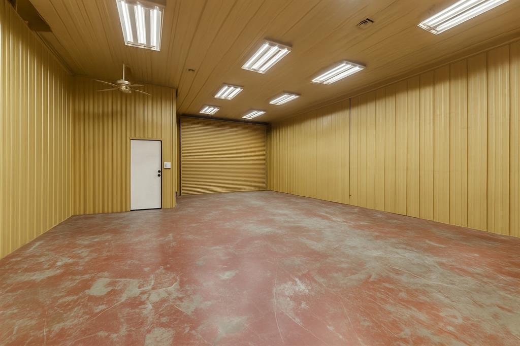 Italy, Texas, 76651, United States, 8 Bedrooms Bedrooms, ,6 BathroomsBathrooms,Residential,For Sale,1975477