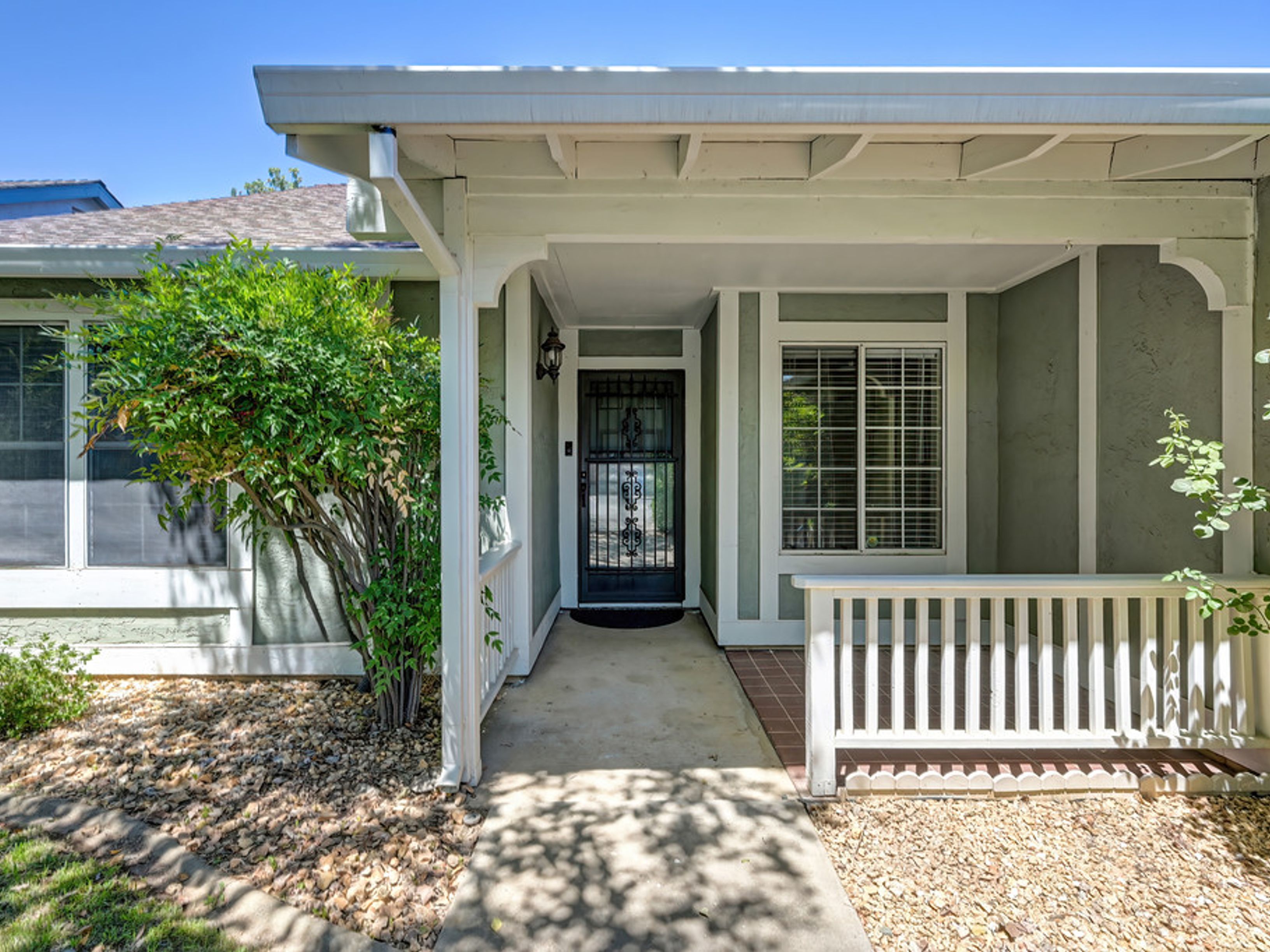  2712 Stoughton Way, Sacramento, CA 95827 - 物件實景