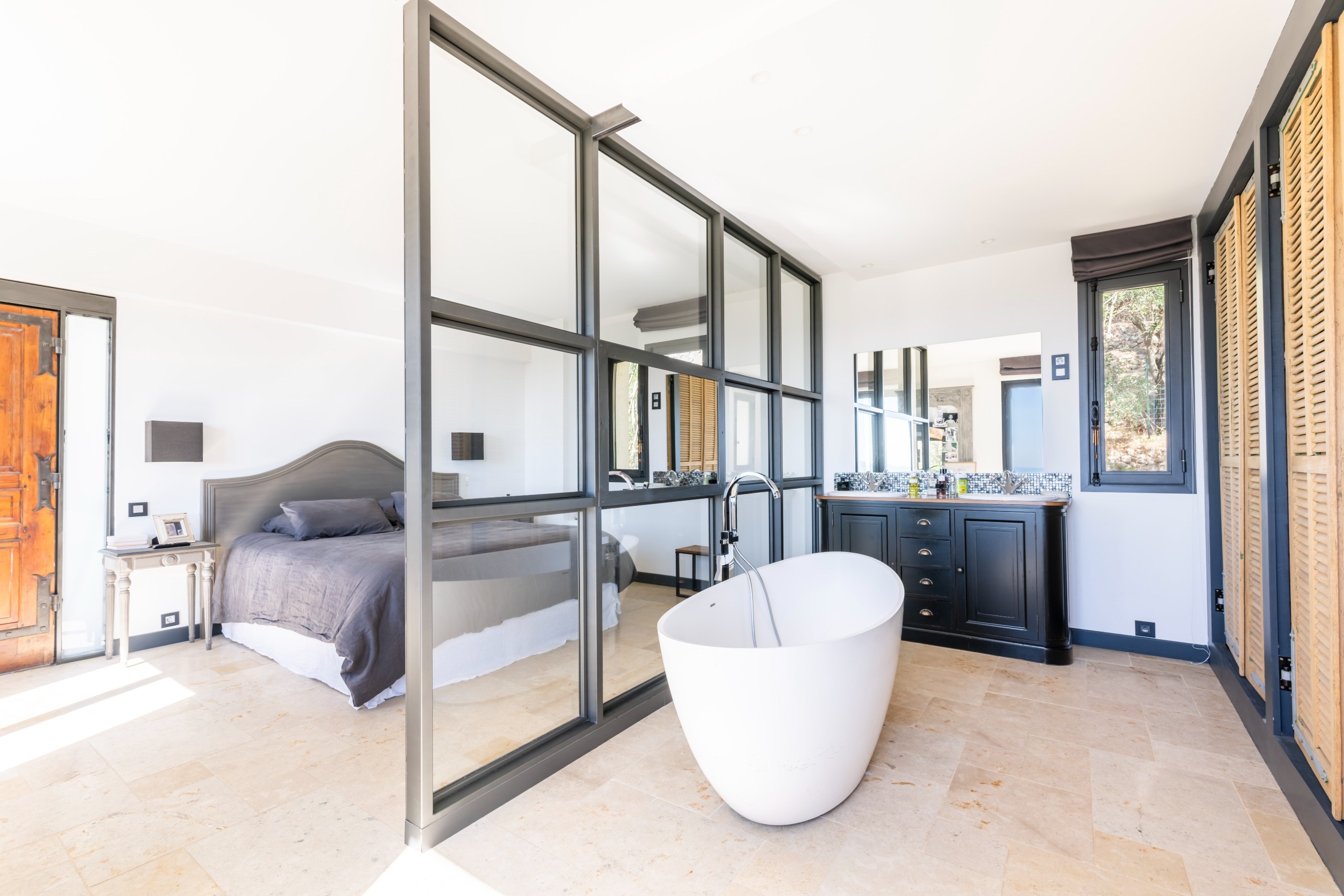  Le Tignet, renovated villa for sale with panoramic sea views, infinity pool and… - 物件實景