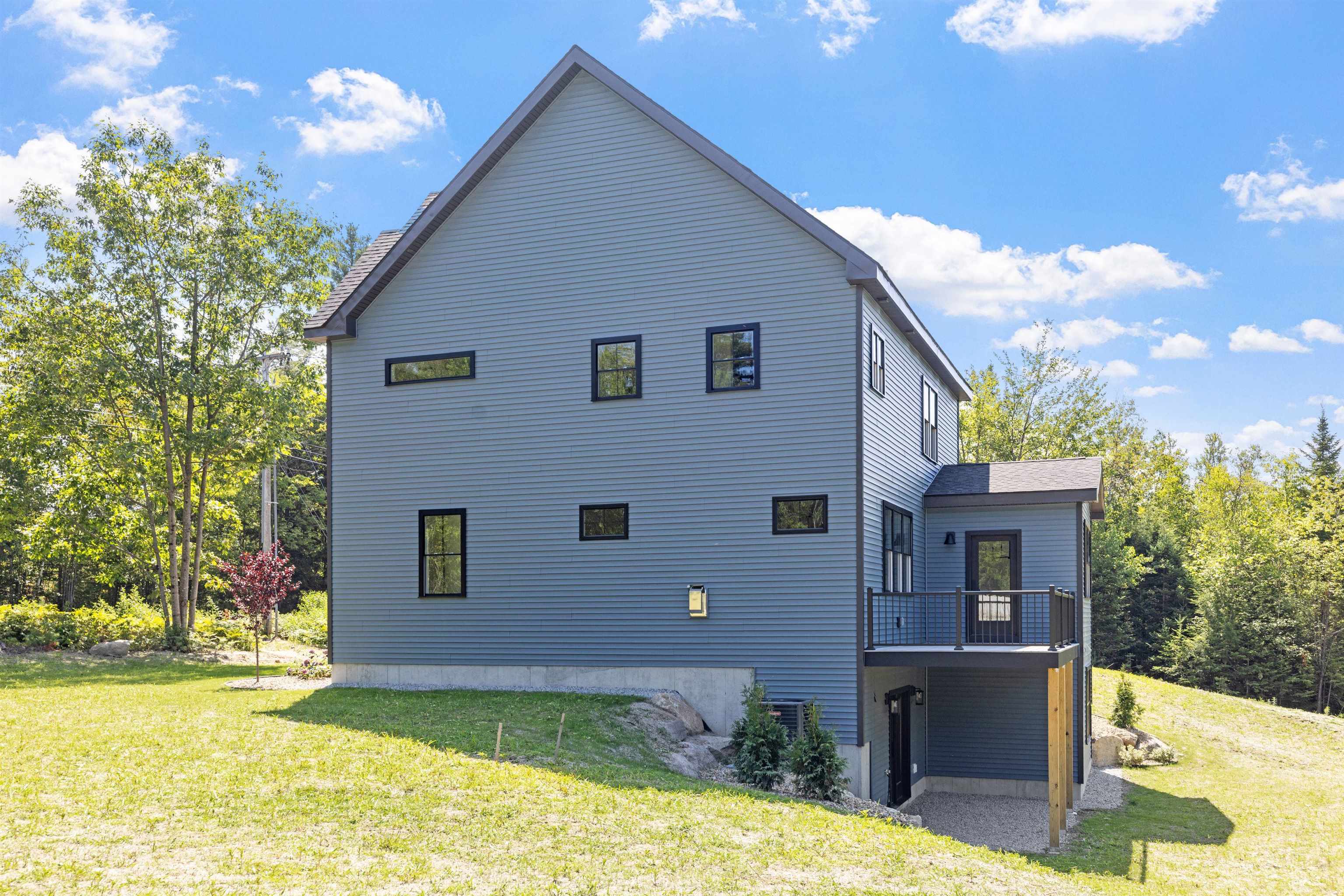 Sunapee, New Hampshire, 03782, United States, 4 Bedrooms Bedrooms, ,3 BathroomsBathrooms,Residential,For Sale,1918576