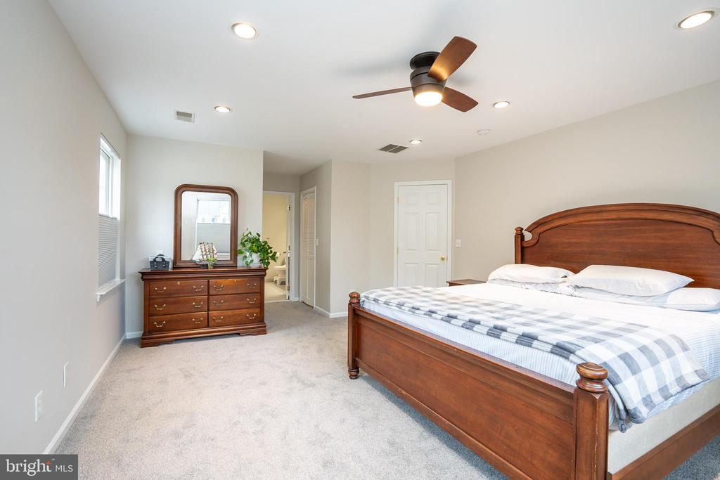 Plainsboro, New Jersey, 08536, United States, 4 Bedrooms Bedrooms, ,3 BathroomsBathrooms,Residential,For Sale,1900525