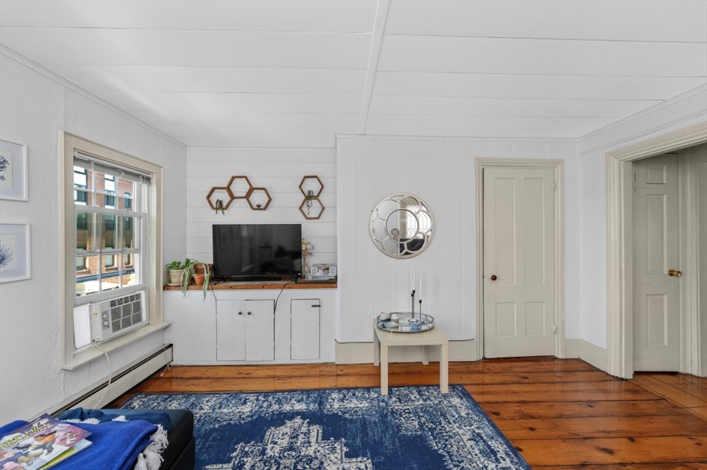 Boston, Massachusetts, 02129, United States, 4 Bedrooms Bedrooms, ,3 BathroomsBathrooms,Residential,For Sale,1933524