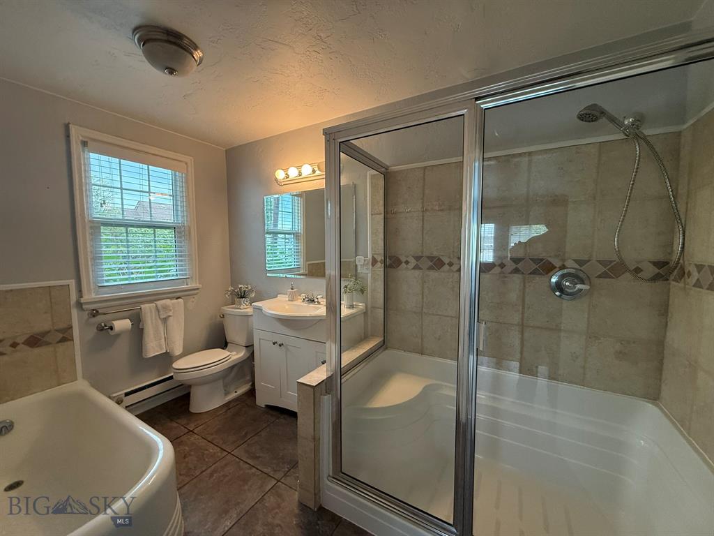 Butte, Montana, 59701, United States, 5 Bedrooms Bedrooms, ,3 BathroomsBathrooms,Residential,For Sale,1981249