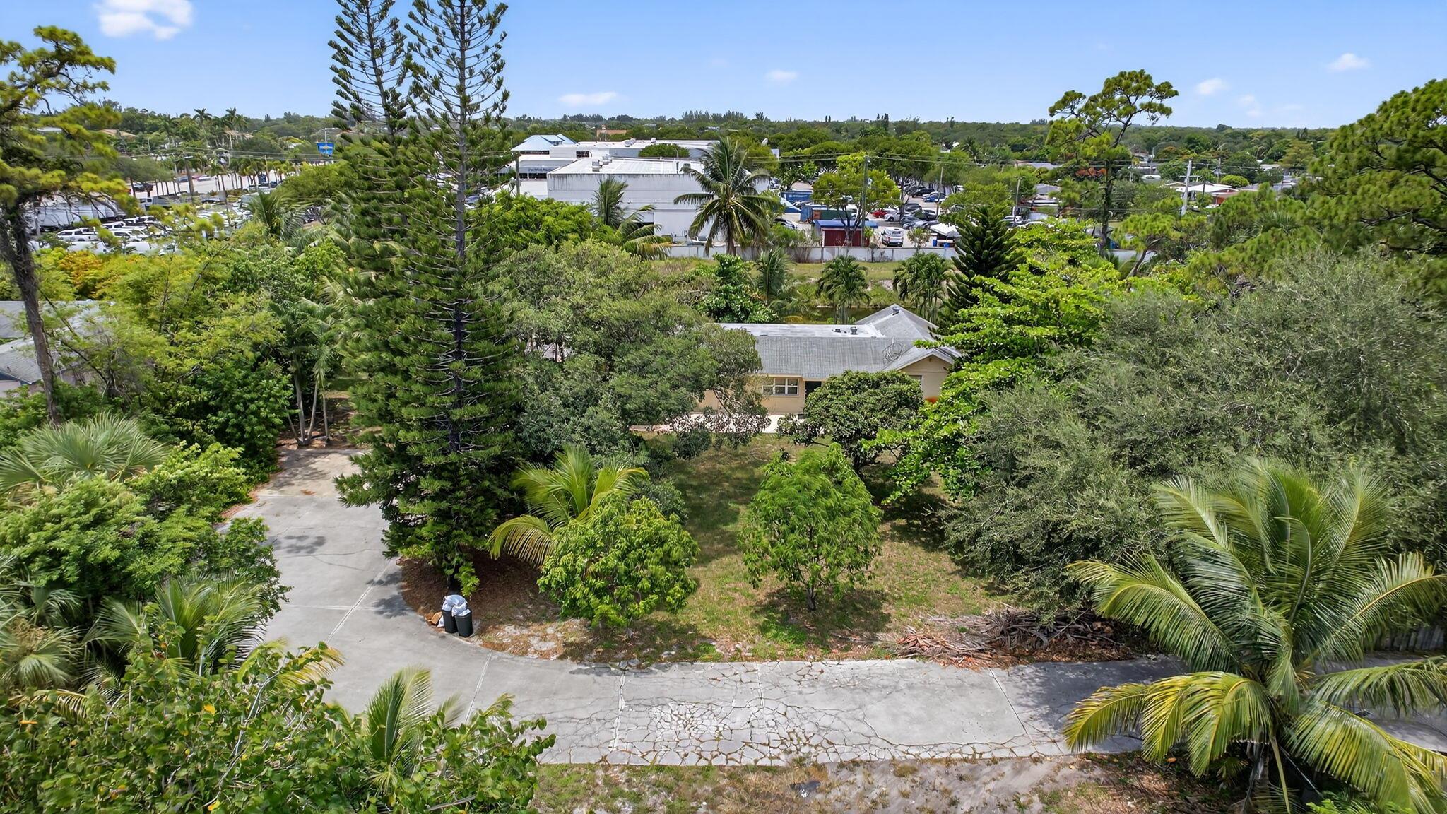 Greenacres, Florida, 33463, United States, 7 Bedrooms Bedrooms, ,6 BathroomsBathrooms,Residential,For Sale,1974684