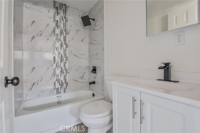 Los Angeles, California, 90003, United States, 3 Bedrooms Bedrooms, ,1 BathroomBathrooms,Residential,For Sale,2008197