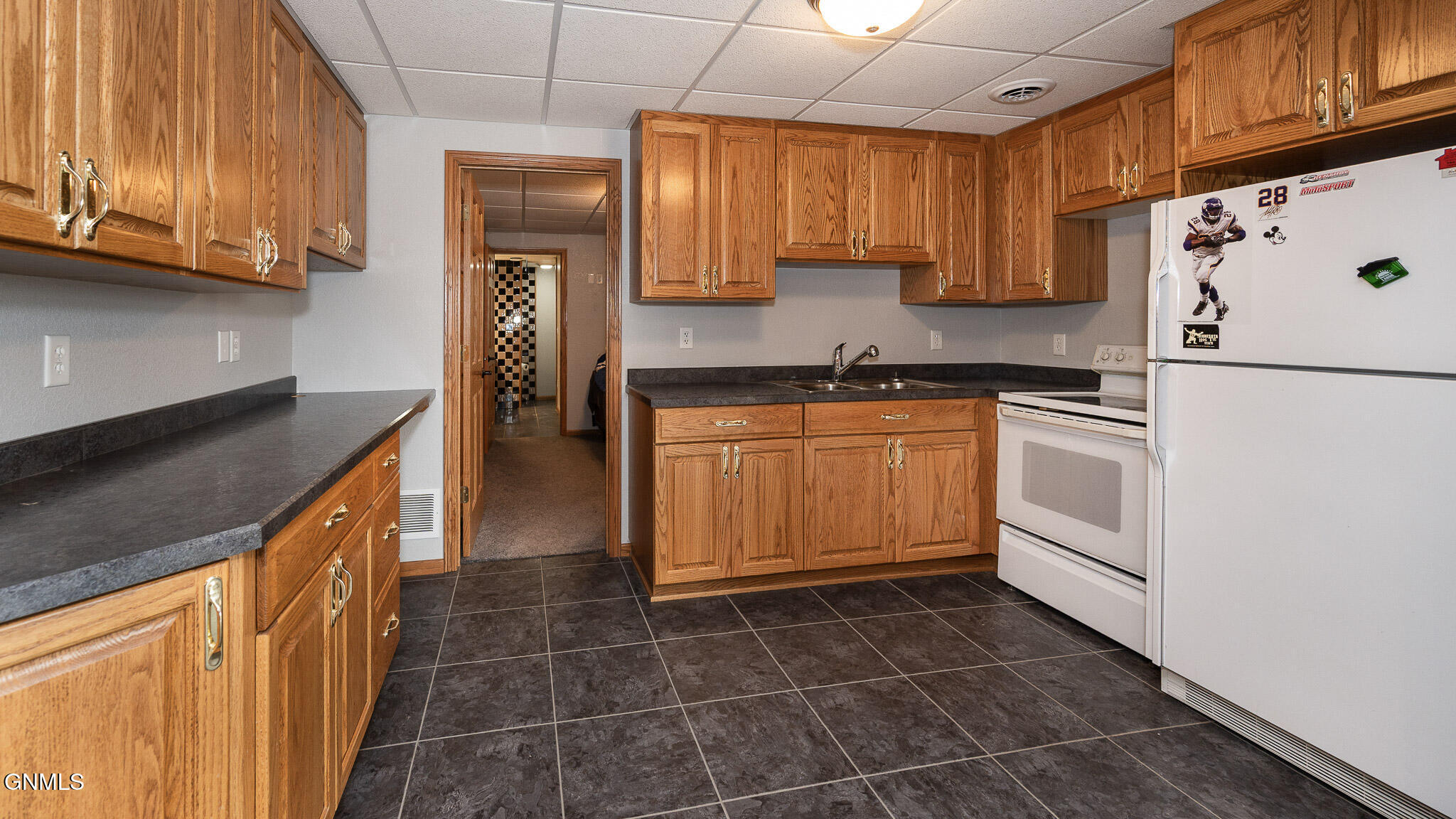 Center, North Dakota, 58530, United States, 4 Bedrooms Bedrooms, ,3 BathroomsBathrooms,Residential,For Sale,1982798