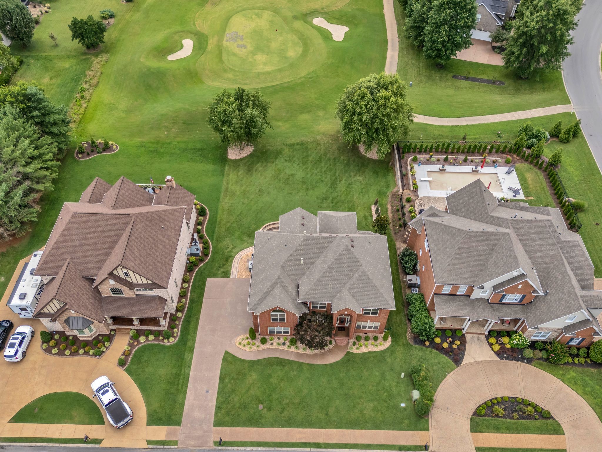 Goodlettsville, Tennessee, 37072, United States, 4 Bedrooms Bedrooms, ,4 BathroomsBathrooms,Residential,For Sale,2001545