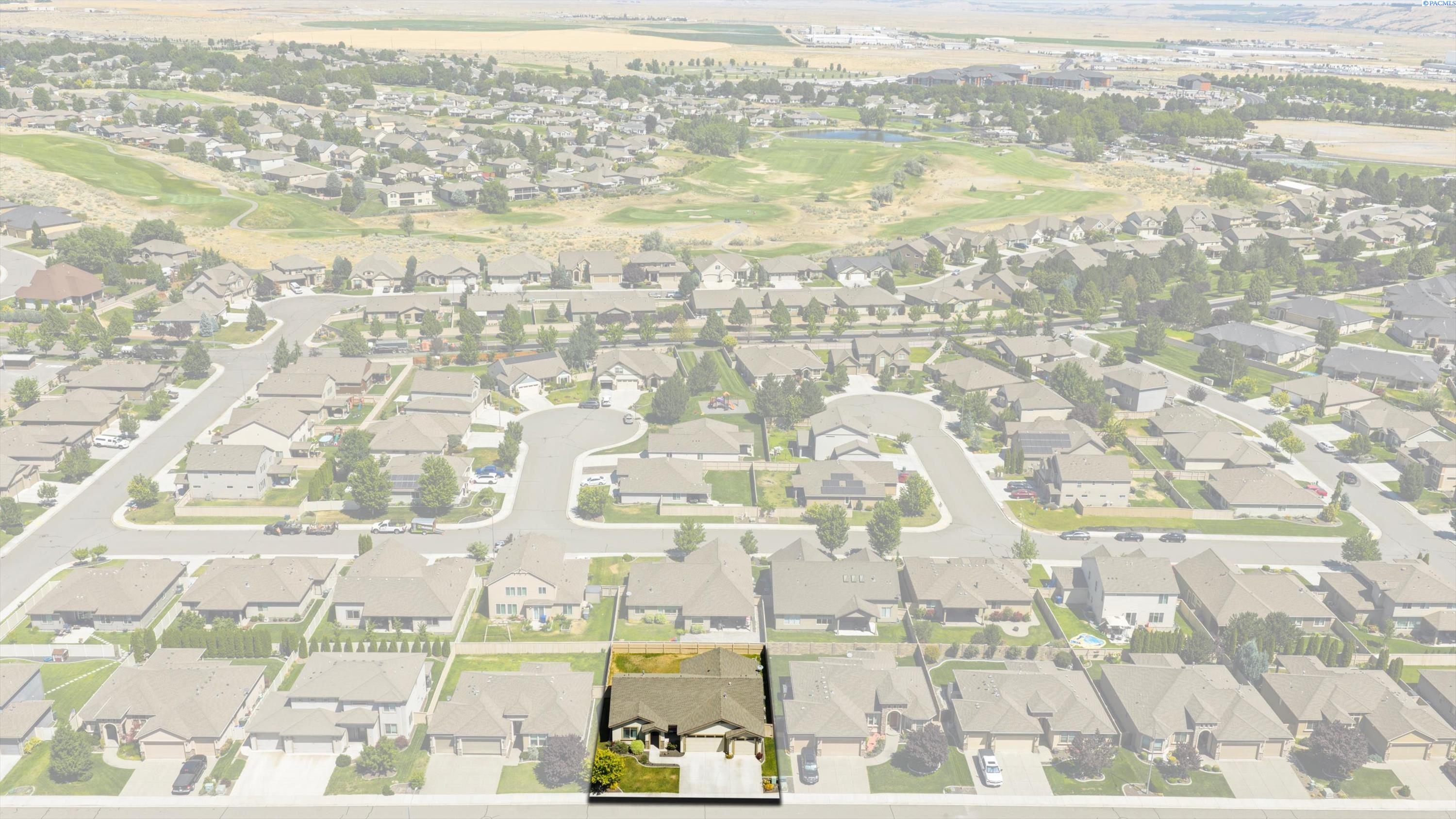 Richland, Washington, 99354, United States, 3 Bedrooms Bedrooms, ,2 BathroomsBathrooms,Residential,For Sale,1896289