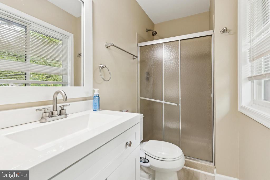 Reston, Virginia, 20191, United States, 3 Bedrooms Bedrooms, ,3 BathroomsBathrooms,Residential,For Sale,1978465