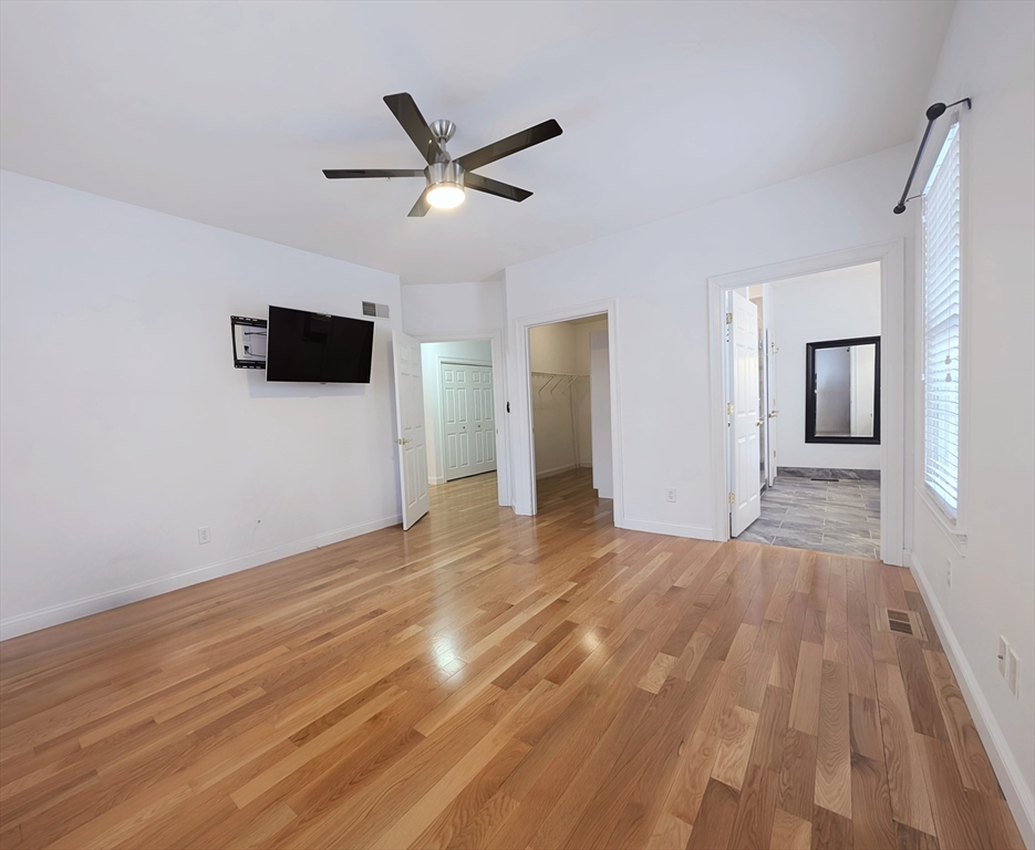 Westford, Massachusetts, 01886, United States, 3 Bedrooms Bedrooms, ,4 BathroomsBathrooms,Residential,For Sale,2005747