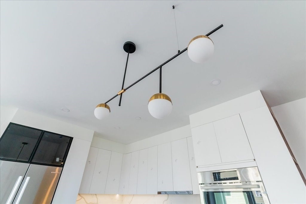 Boston, Massachusetts, 02125, United States, 4 Bedrooms Bedrooms, ,3 BathroomsBathrooms,Residential,For Sale,1975073