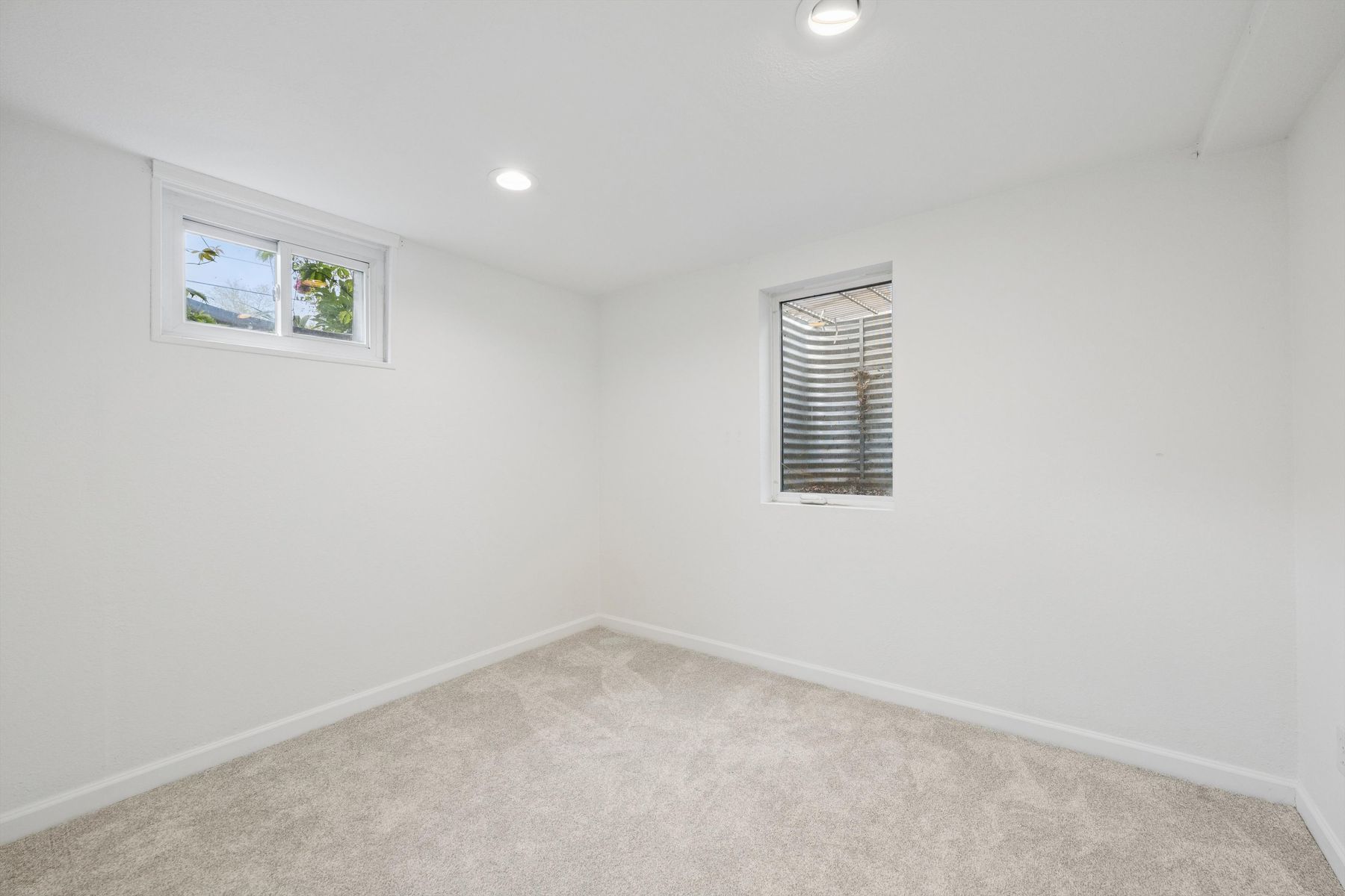  Updated 4-Becroom Brick Ranch in Arvada With Finished Basement - 物件實景