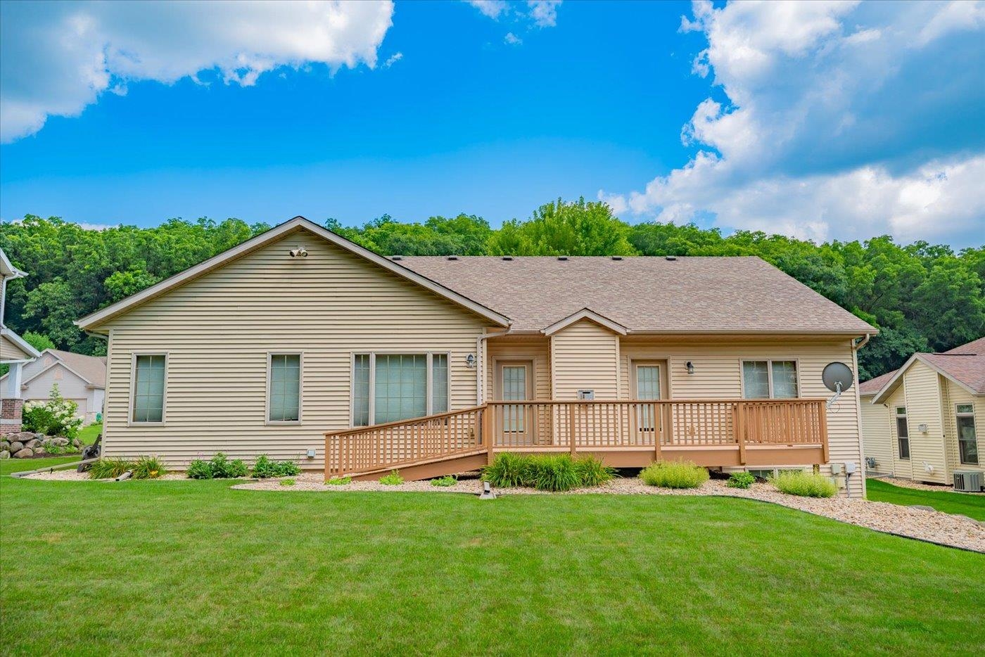 Cross Plains, Wisconsin, 53528, United States, 4 Bedrooms Bedrooms, ,3 BathroomsBathrooms,Residential,For Sale,1914222