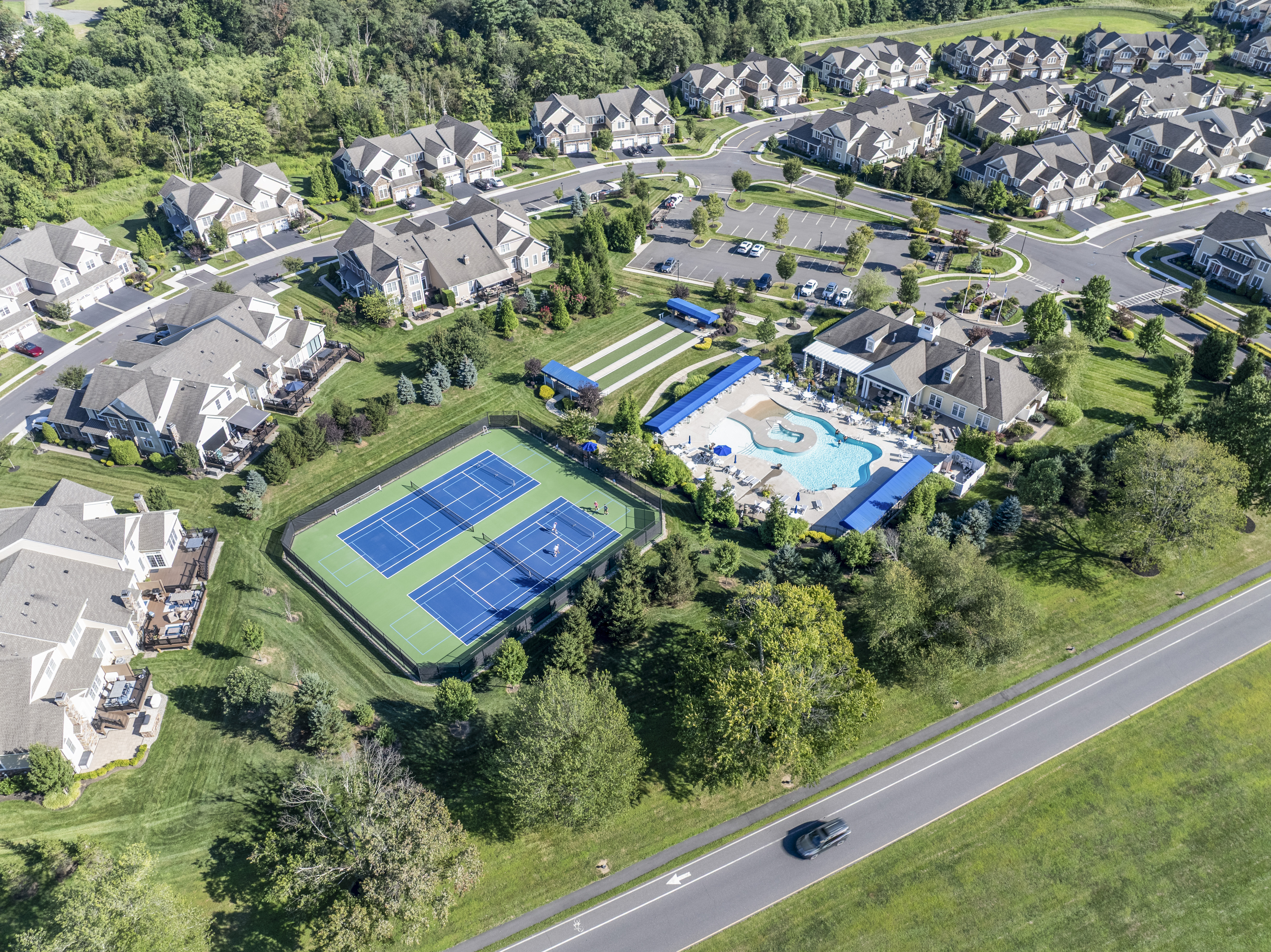 Holmdel, New Jersey, 07733, United States, 3 Bedrooms Bedrooms, ,4 BathroomsBathrooms,Residential,For Sale,1923321