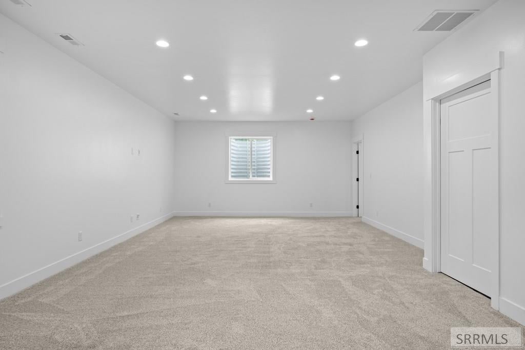 RIGBY, Idaho, 83442, United States, 5 Bedrooms Bedrooms, ,3 BathroomsBathrooms,Residential,For Sale,1943568