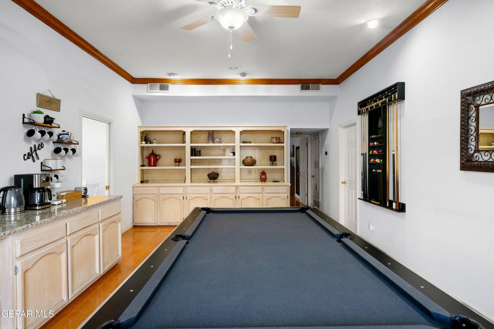 El Paso, Texas, 79912, United States, 4 Bedrooms Bedrooms, ,2 BathroomsBathrooms,Residential,For Sale,1921658