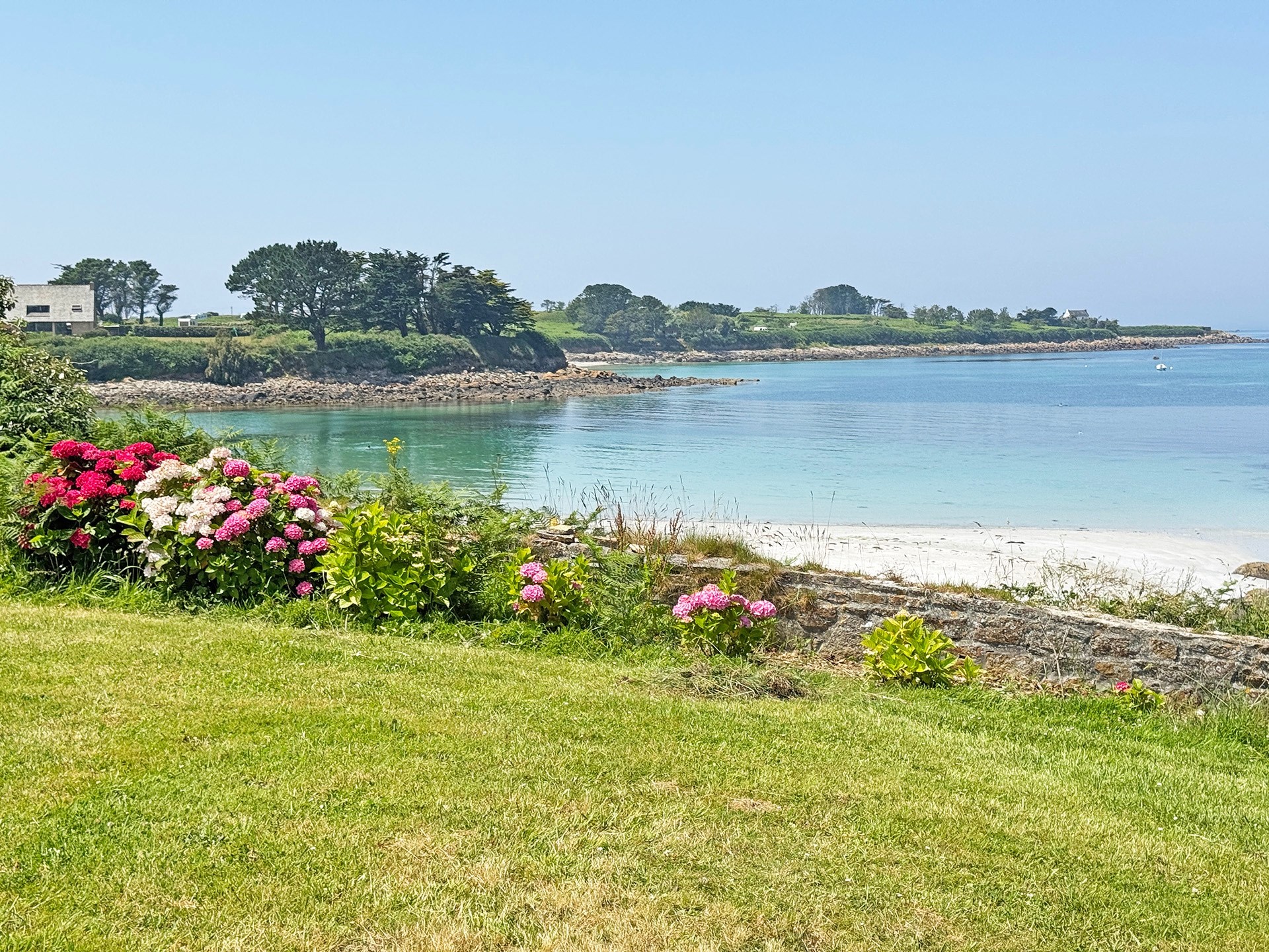  LANDÉDA-SAINTE MARGUERITE PENINSULA, FULL SEA VIEW IN A PEACEFUL LOCATION - 物件實景